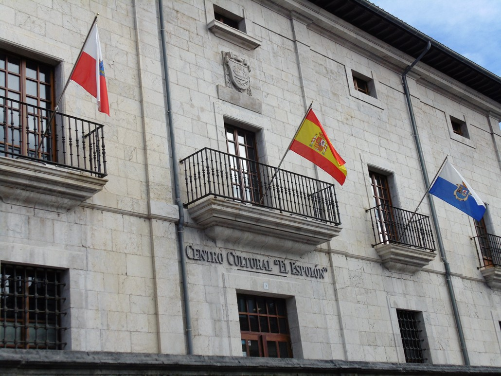 Centro Cultural "El Espolón"
